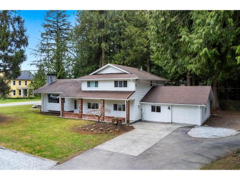 3513 199a Street, House detached with 5 bedrooms, 4 bathrooms and 10 parking in Langley BC | Card Image