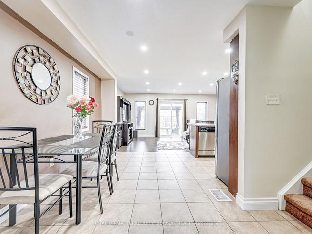 83 Sorrento St, House attached with 3 bedrooms, 3 bathrooms and 3 parking in Kitchener ON | Image 38