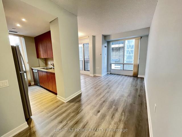 902 - 85 Bloor St E, Condo with 2 bedrooms, 2 bathrooms and 0 parking in Toronto ON | Image 5