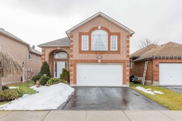 2425 Denure Dr, House detached with 2 bedrooms, 3 bathrooms and 3.5 parking in Peterborough ON | Card Image