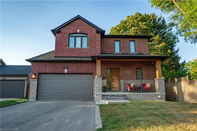 7659 Watson Street, House detached with 4 bedrooms, 3 bathrooms and 6 parking in Niagara Falls ON | Image 1