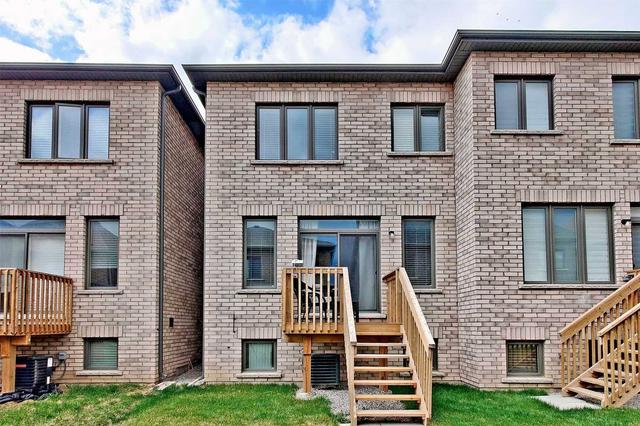 56 Adventura Rd, House attached with 3 bedrooms, 3 bathrooms and 2 parking in Brampton ON | Image 24