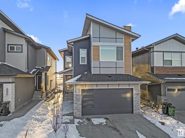 404 42 St Sw, House detached with 4 bedrooms, 3 bathrooms and null parking in Edmonton AB | Image 2