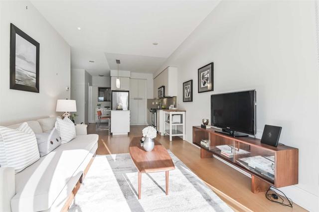 710 - 25 Broadway Ave, Condo with 1 bedrooms, 1 bathrooms and 0 parking in Toronto ON | Image 1