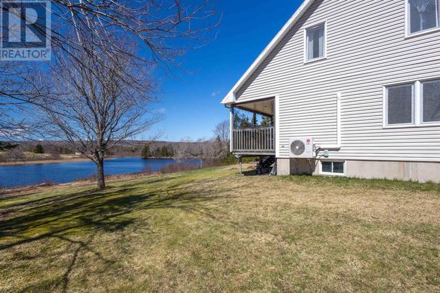 947 Intervale Road, House detached with 3 bedrooms, 1 bathrooms and null parking in Cape Breton NS | Image 5