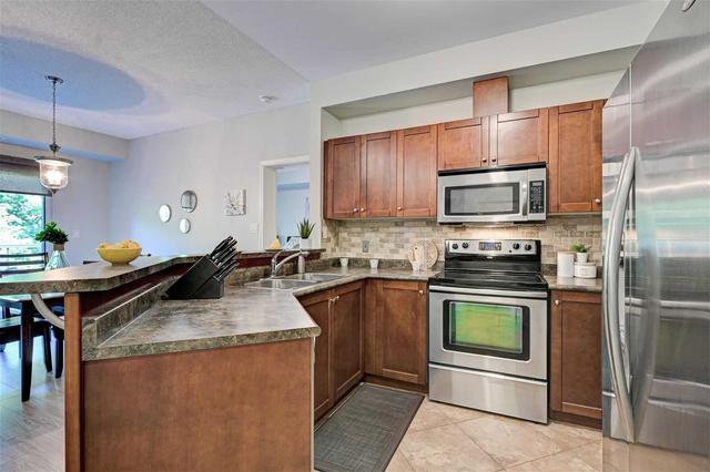 306 - 245 Pine Grove Rd, Condo with 2 bedrooms, 2 bathrooms and 2 parking in Vaughan ON | Image 2