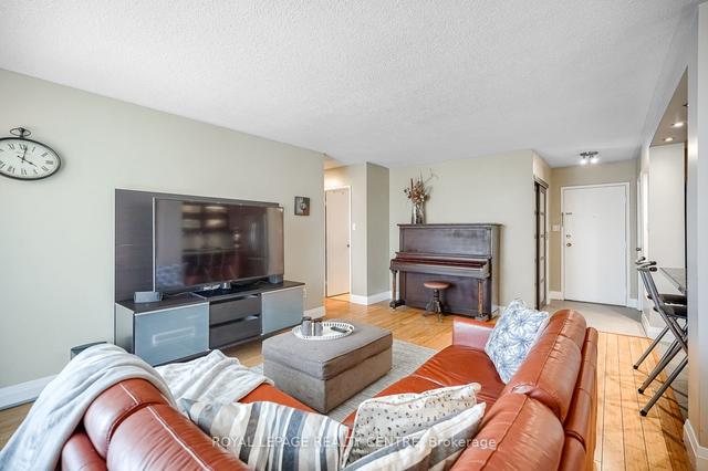 409 - 11 Neilson Dr, Condo with 3 bedrooms, 2 bathrooms and 1 parking in Toronto ON | Image 6