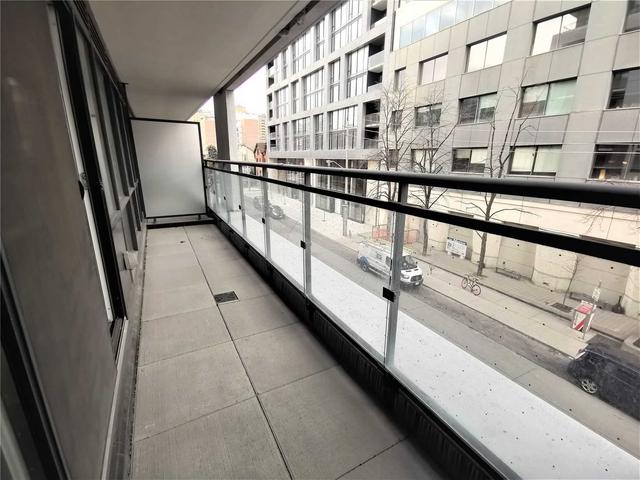 323 - 460 Adelaide St E, Condo with 2 bedrooms, 2 bathrooms and 0 parking in Toronto ON | Image 5