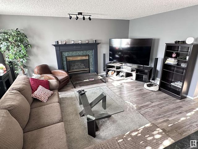 10824 106a, House detached with 4 bedrooms, 3 bathrooms and 5 parking in Westlock AB | Image 14