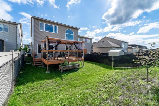 196 Onyx Crescent, House detached with 3 bedrooms, 3 bathrooms and 6 parking in Clarence Rockland ON | Image 24