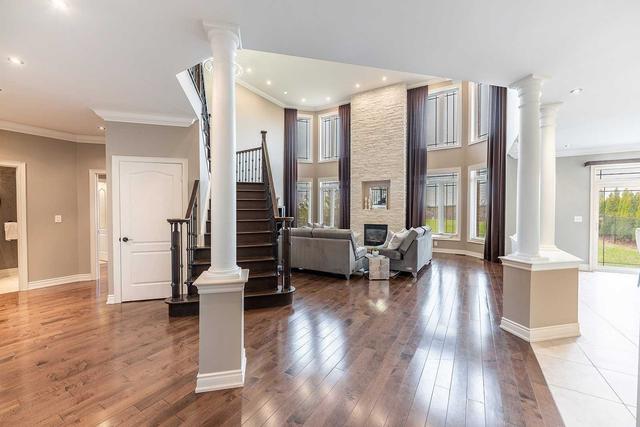 175 Ivy Jay Cres N, House detached with 5 bedrooms, 6 bathrooms and 8 parking in Aurora ON | Image 2