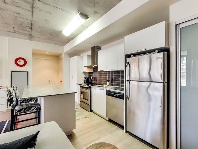 309 - 650 King St, Condo with 2 bedrooms, 2 bathrooms and 1 parking in Toronto ON | Image 12