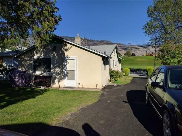 6832 89 St, House detached with 2 bedrooms, 1 bathrooms and 2 parking in Osoyoos BC | Image 2