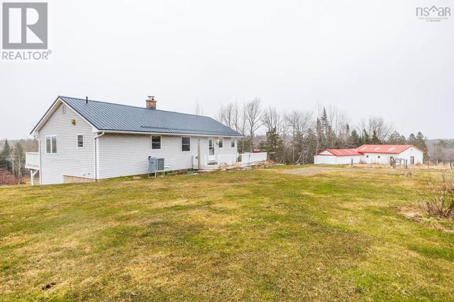 2686 Indian Road, House detached with 4 bedrooms, 2 bathrooms and null parking in East Hants NS | Image 49