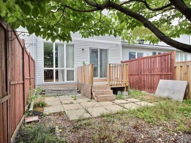 864 Nesting Way, House attached with 3 bedrooms, 2 bathrooms and 2 parking in Ottawa ON | Image 14
