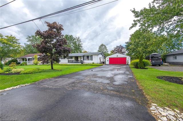 609 Buffalo Road, House detached with 3 bedrooms, 1 bathrooms and 10 parking in Fort Erie ON | Image 4
