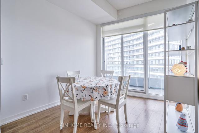 3208 - 117 Mcmahon Dr, Condo with 2 bedrooms, 2 bathrooms and 1 parking in Toronto ON | Image 7