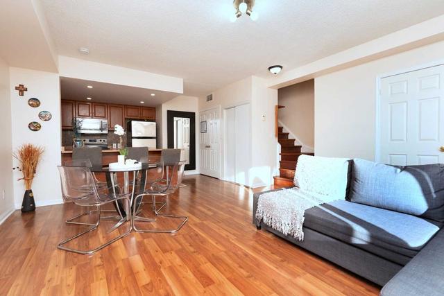 2075 - 3039 Finch Ave W, Townhouse with 3 bedrooms, 3 bathrooms and 1 parking in Toronto ON | Image 20