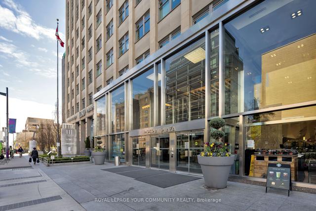 1003 - 111 St Clair Ave W, Condo with 1 bedrooms, 1 bathrooms and 0 parking in Toronto ON | Image 12