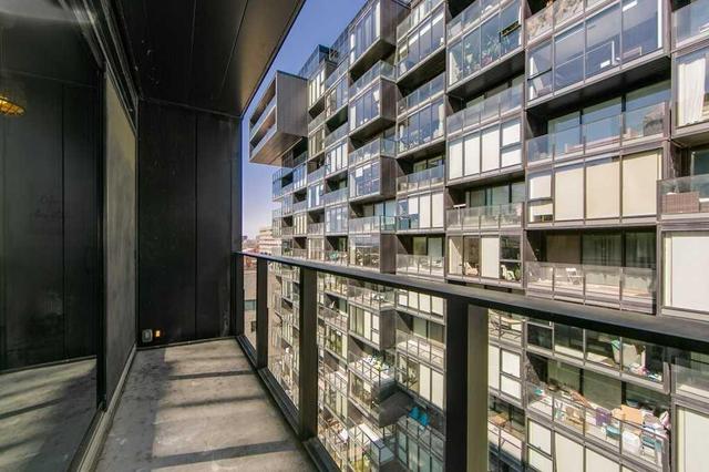 1007 - 38 Stewart St, Condo with 1 bedrooms, 1 bathrooms and null parking in Toronto ON | Image 29