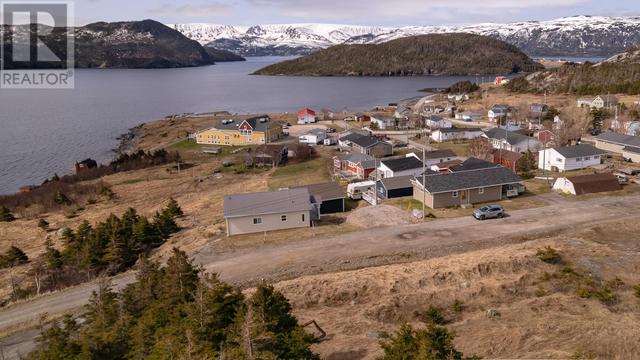 6 Green Garden Road, House detached with 3 bedrooms, 2 bathrooms and null parking in Norris Point NL | Image 2