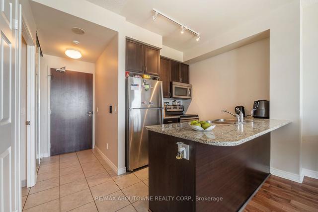 2317 - 339 Rathburn Rd W, Condo with 2 bedrooms, 2 bathrooms and 1 parking in Mississauga ON | Image 4