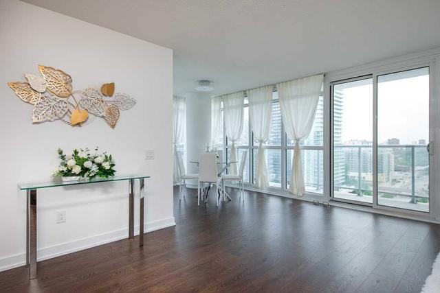 1501 - 121 Mcmahon Dr, Condo with 1 bedrooms, 1 bathrooms and 1 parking in Toronto ON | Image 5
