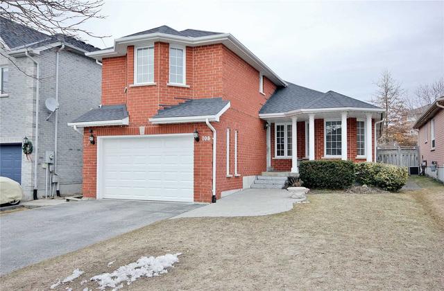 108 Violet St, House detached with 2 bedrooms, 3 bathrooms and 5.5 parking in Barrie ON | Image 1