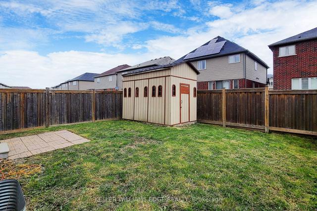 63 Chamomile Dr, House detached with 4 bedrooms, 3 bathrooms and 4 parking in Hamilton ON | Image 10