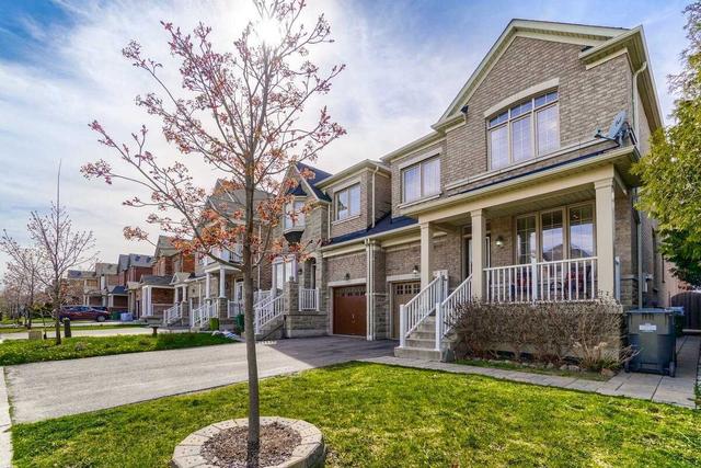 5499 Fudge Terr, House attached with 4 bedrooms, 4 bathrooms and 3 parking in Mississauga ON | Image 12