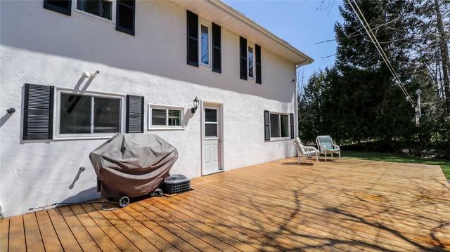 320 Lakeshore Rd E, House detached with 3 bedrooms, 2 bathrooms and 5 parking in Oro Medonte ON | Image 21