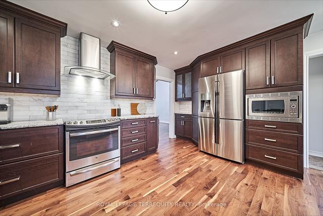 83 Sherwood Rd E, House detached with 4 bedrooms, 4 bathrooms and 8 parking in Ajax ON | Image 31