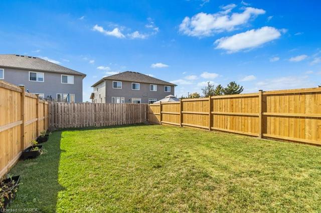 34 Tegan Court, House semidetached with 3 bedrooms, 2 bathrooms and 3 parking in Loyalist ON | Image 20