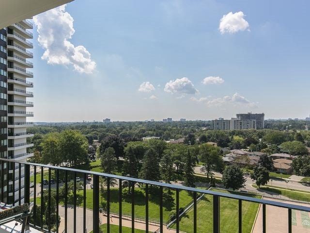 1004 - 1333 Bloor St, Condo with 3 bedrooms, 2 bathrooms and 1 parking in Mississauga ON | Image 17