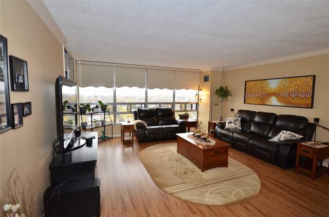 1107 - 310 Mill St S, Condo with 2 bedrooms, 2 bathrooms and 2 parking in Brampton ON | Image 3