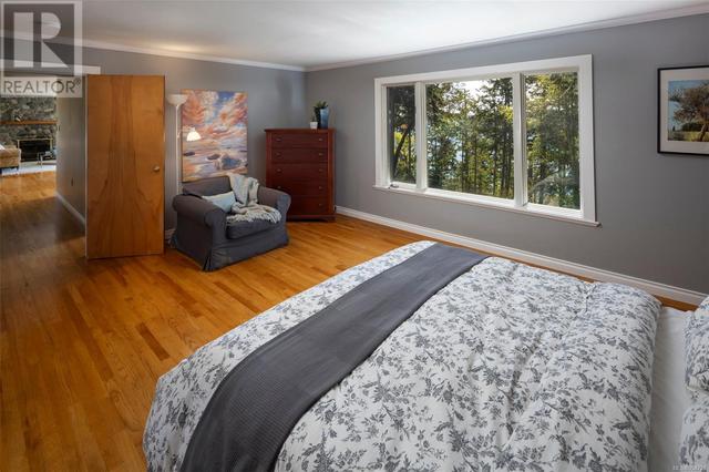 2324 Tryon Rd, House detached with 3 bedrooms, 3 bathrooms and 2 parking in North Saanich BC | Image 13