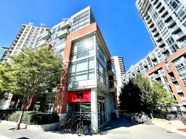 709 - 170 Sudbury St, Condo with 2 bedrooms, 1 bathrooms and 1 parking in Toronto ON | Image 1