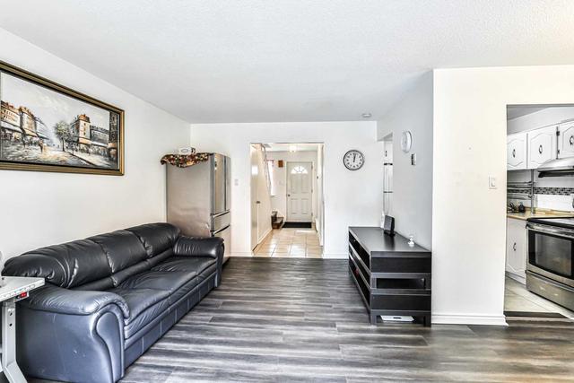 84 Harris Way, Townhouse with 3 bedrooms, 2 bathrooms and 2 parking in Markham ON | Image 24