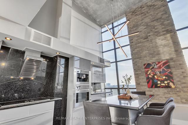 608 - 250 Manitoba St, Condo with 2 bedrooms, 3 bathrooms and 2 parking in Toronto ON | Image 5