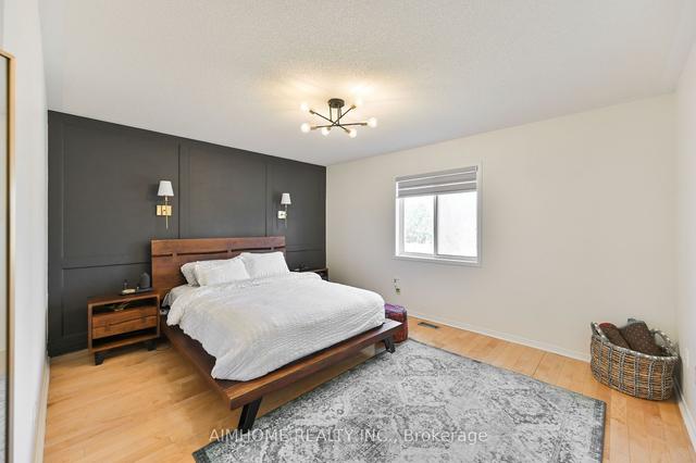 1302 Godwick Dr, House semidetached with 3 bedrooms, 4 bathrooms and 3 parking in Mississauga ON | Image 15