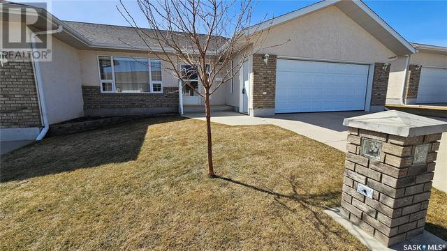 140 - 165 Robert Street W, House semidetached with 2 bedrooms, 2 bathrooms and null parking in Swift Current SK | Image 24
