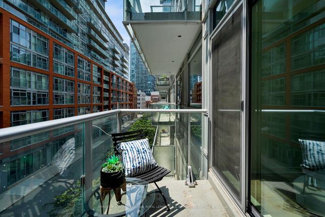 312 - 30 Nelson St, Condo with 1 bedrooms, 1 bathrooms and 1 parking in Toronto ON | Image 14