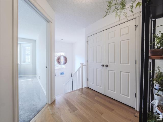 35 - 1237 Carter Crest Rd Nw, House attached with 3 bedrooms, 2 bathrooms and null parking in Edmonton AB | Image 24