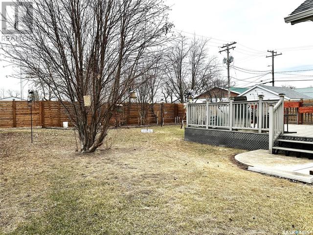 420 3rd Avenue, House detached with 2 bedrooms, 2 bathrooms and null parking in Cudworth SK | Image 43