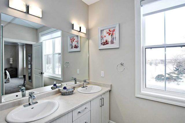 53 Aberdeen Lane S, Townhouse with 2 bedrooms, 4 bathrooms and 2 parking in Niagara on the Lake ON | Image 18