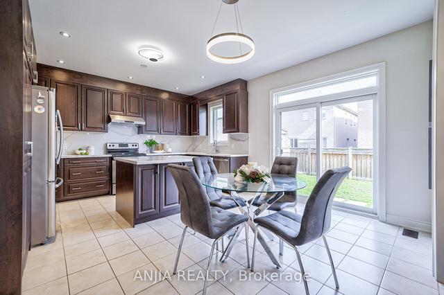58 Baleberry Cres, House detached with 4 bedrooms, 5 bathrooms and 6 parking in East Gwillimbury ON | Image 6