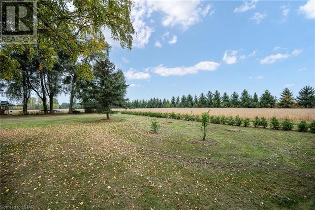 9398 Glendon Drive, House detached with 4 bedrooms, 1 bathrooms and 11 parking in Strathroy Caradoc ON | Image 27