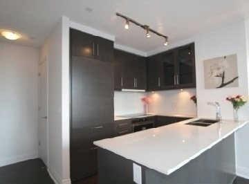 518 - 21 Clairtrell Rd, Condo with 2 bedrooms, 2 bathrooms and 1 parking in Toronto ON | Image 2