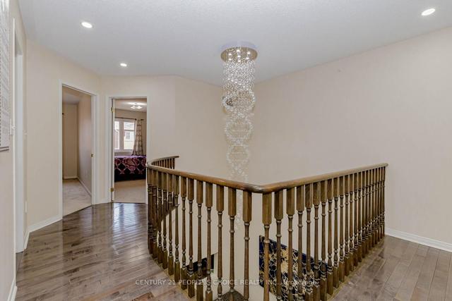 97 Heartview Rd, House semidetached with 3 bedrooms, 4 bathrooms and 4 parking in Brampton ON | Image 20