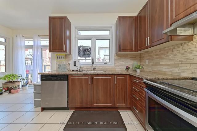 5 Fringetree Rd, House detached with 4 bedrooms, 5 bathrooms and 4 parking in Brampton ON | Image 5